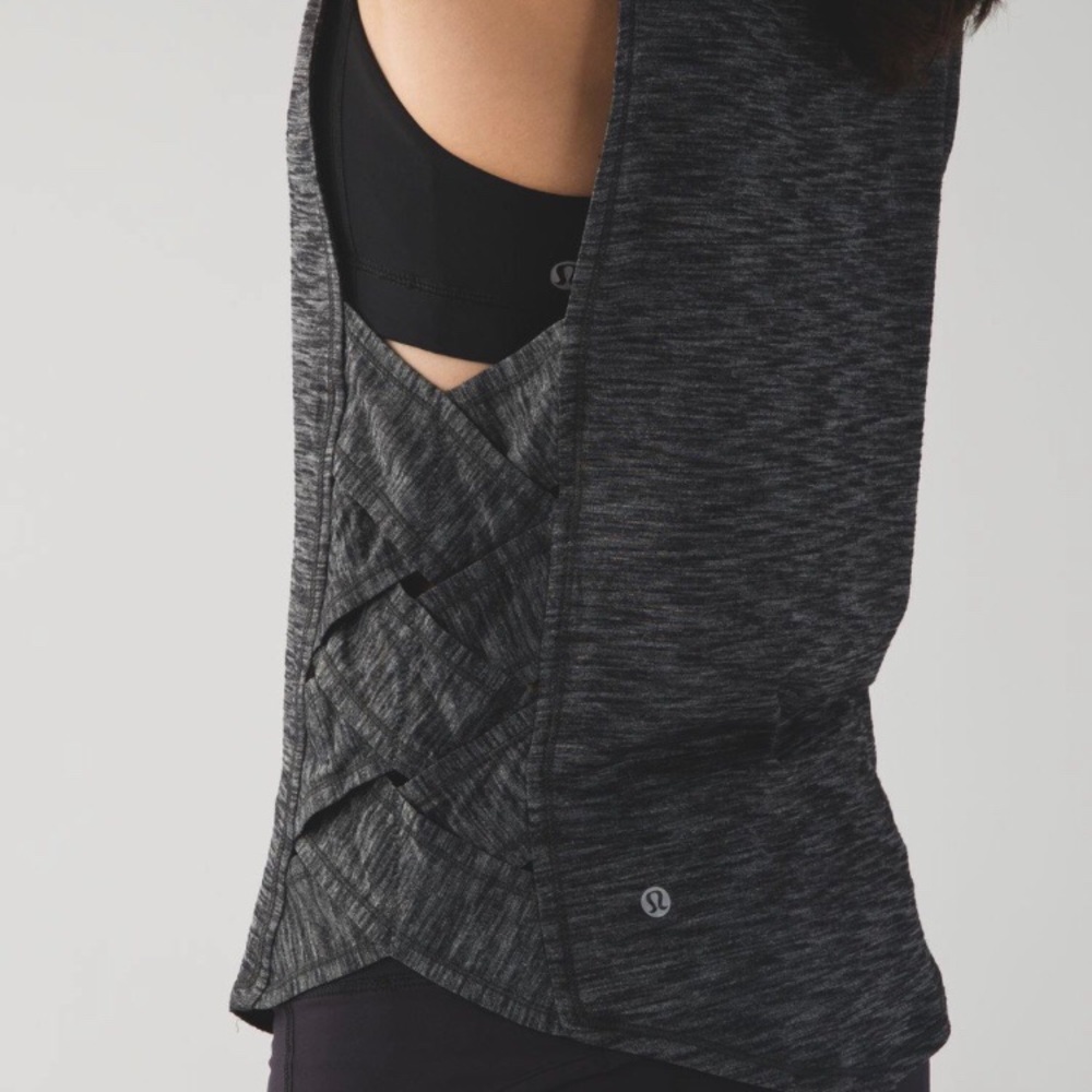 Lululemon | Var-City Muscle Tank Criss Cross Top